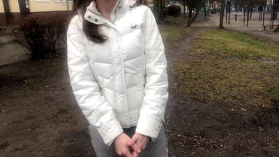 Cizinka za prachy kouří a šuká. Russian Amateur. S mluvením.